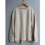 �A�E�g�h�A�g���[�i�[